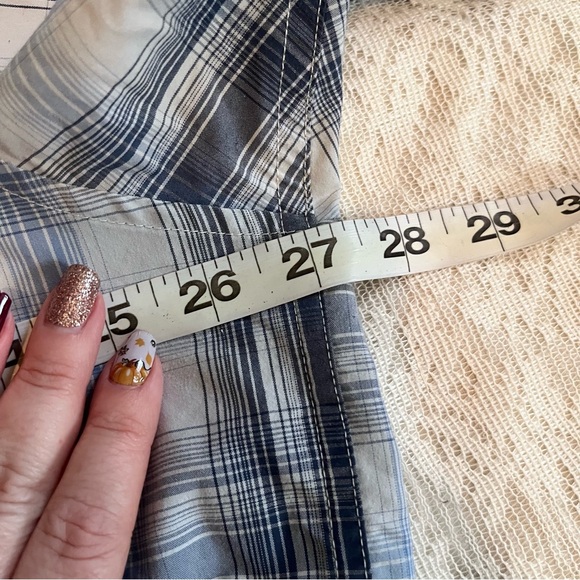 Men's Patagonia Sun stretch blue plaid shirt - Picture 8 of 13